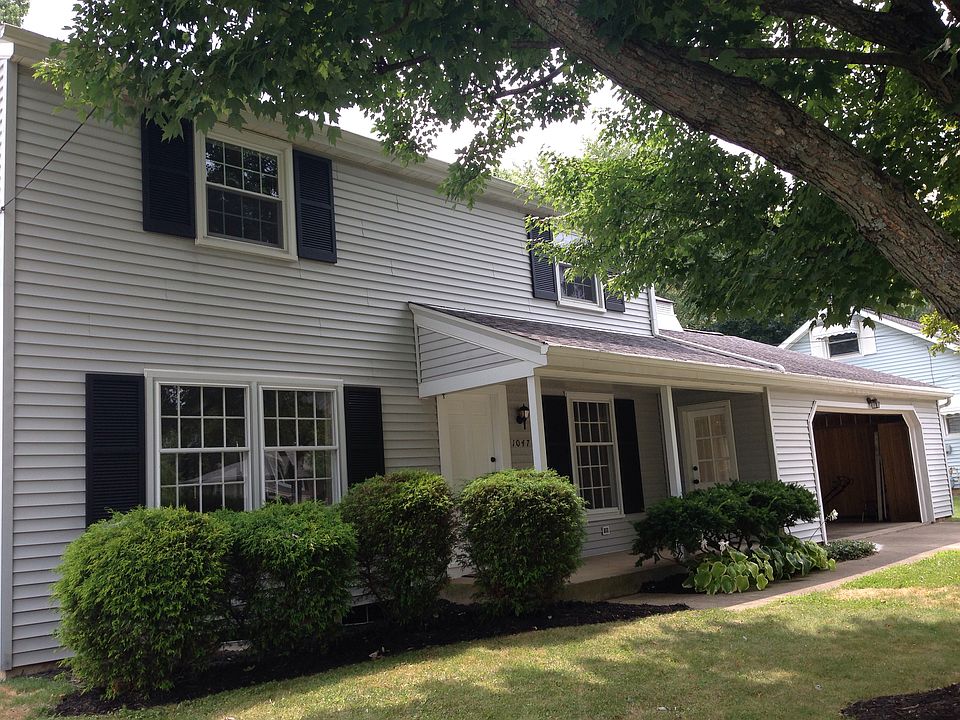 1st image of 1047 Columbus Cir S