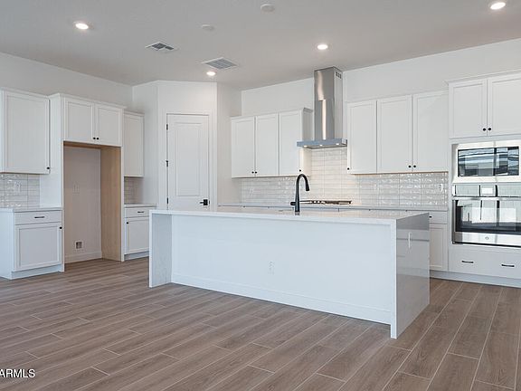 2nd image of 1244 E PRESCOTT Street