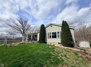 19037 Duck Creek Rd, Metamora, IN 47030