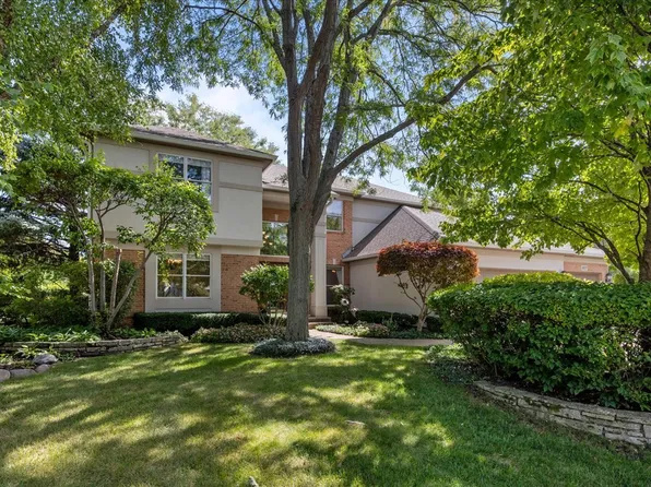 2071 Wright Blvd, Buffalo Grove, IL 60089