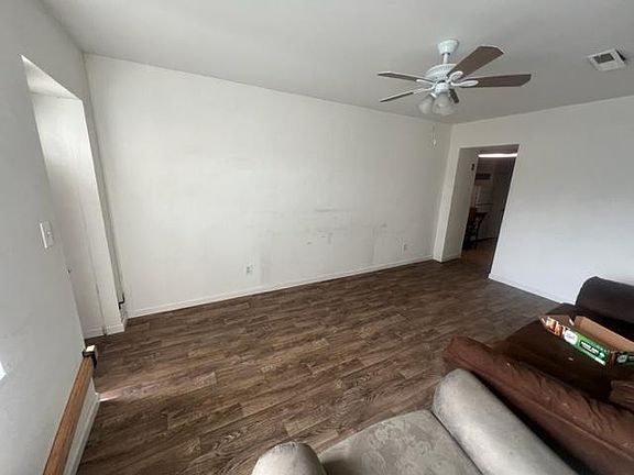 2nd image of 213 N Sturgeon St #215-A