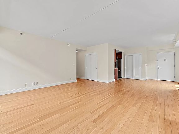 5th image of 3536 Cambridge Ave APT 5F