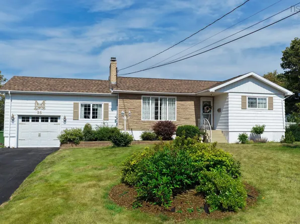 35 Campbell St, North Sydney, NS B2A 2C6