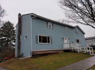 27 W Buffalo St, Churchville, NY 14428