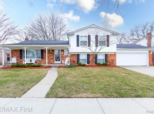 11432 Meadowbrook Dr, Warren, MI 48093