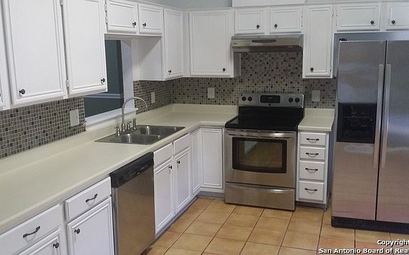 3rd image of 345 Skytrail Dr