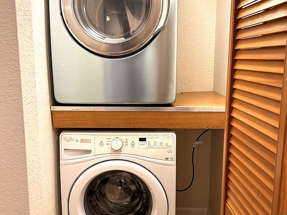 Private Laundry