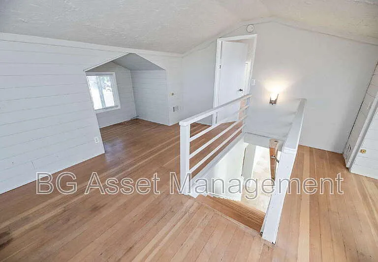 1723 Bayo Vista Ave — Photo 17