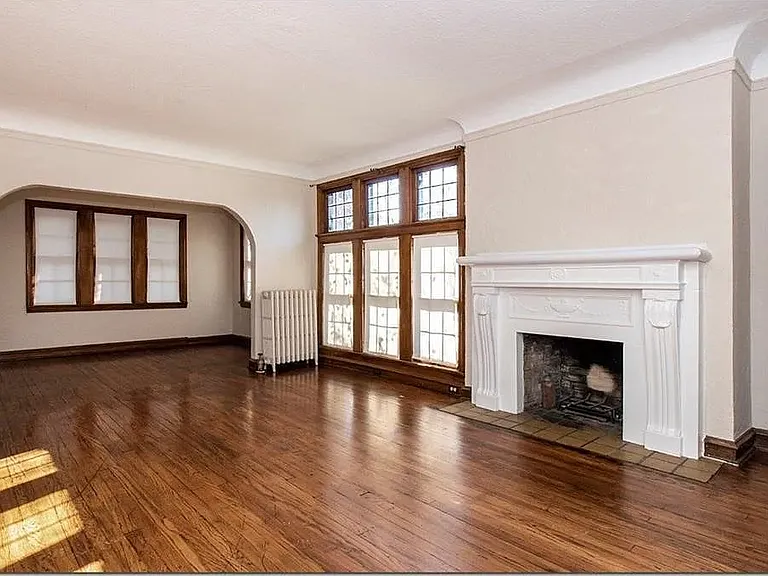 18717 Winslow Rd #1 — Photo 4