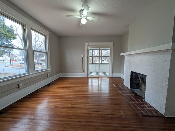 2nd image of 101 Thomas Rd #A