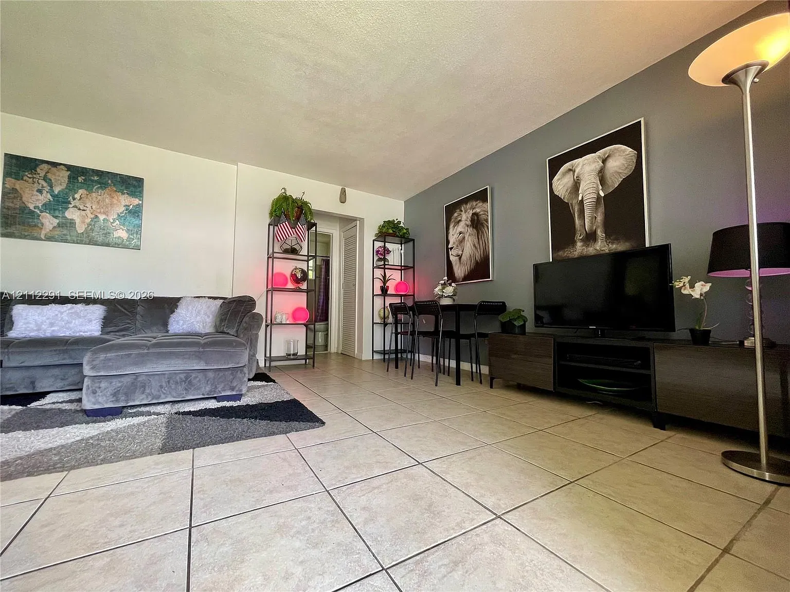Senior Six Home Apts Cond — Photo 4