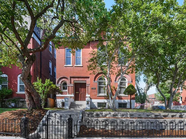 2101 Sidney St, Saint Louis, MO 63104