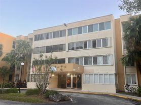 6841 SW 147th Ave, Miami, FL