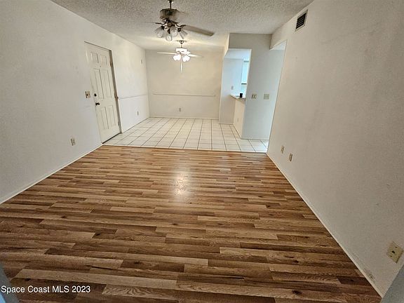 5th image of 993 Sonesta Ave NE APT 205