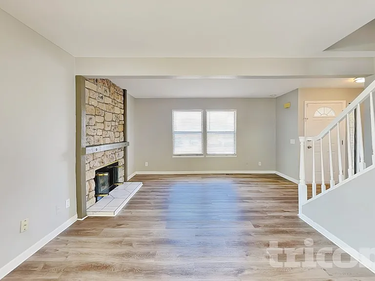 3812 S Ceylon Way — Photo 3