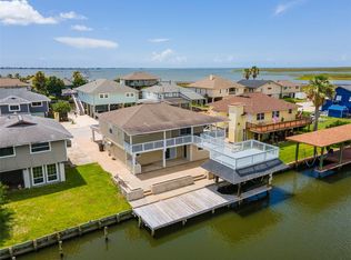 920 Bonita St, Bayou Vista, TX 77563