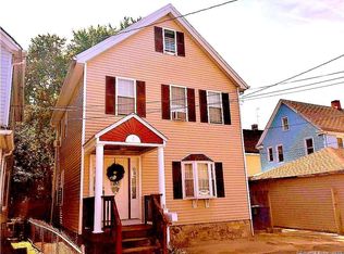 2 Howard Ct, Bridgeport, CT 06605