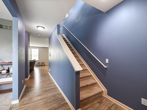 4th image of 3907 Creek Meadow Dr