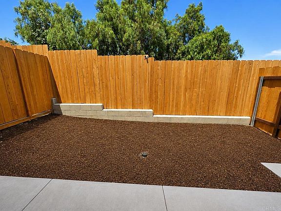 2nd image of 4984 Ocean View Blvd