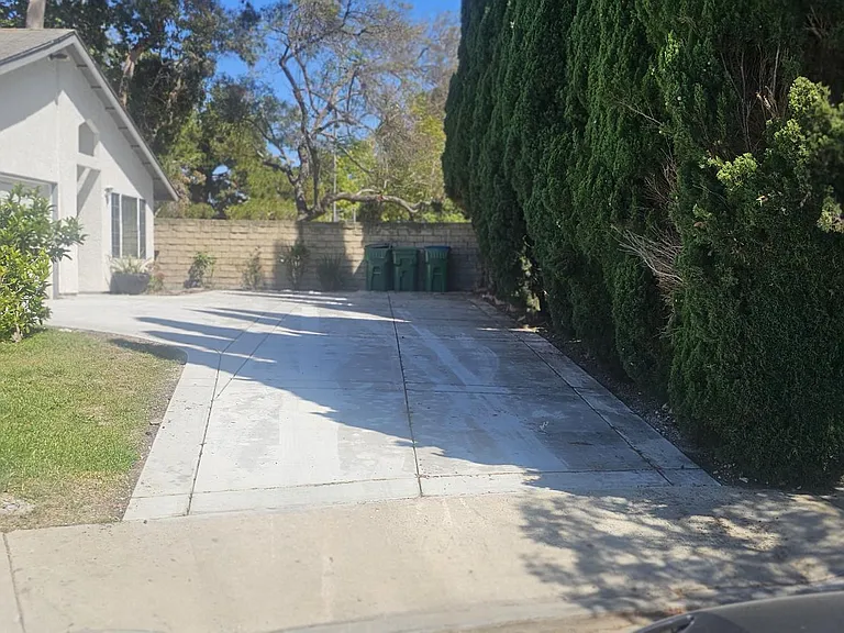 4551 Parkglen Cir — Photo 3