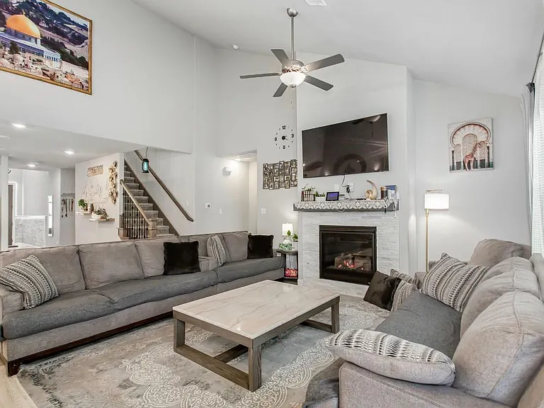 2437 Pinnacle Pl — Photo 16