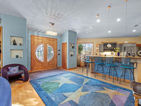 5th image of 4838 Robertson Avenue