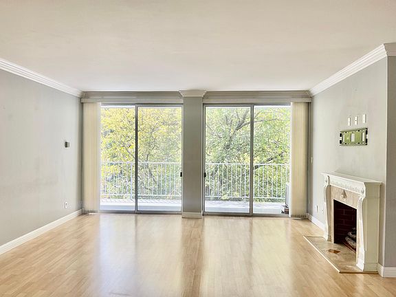 4th image of 14345 Saratoga Ave APT 31