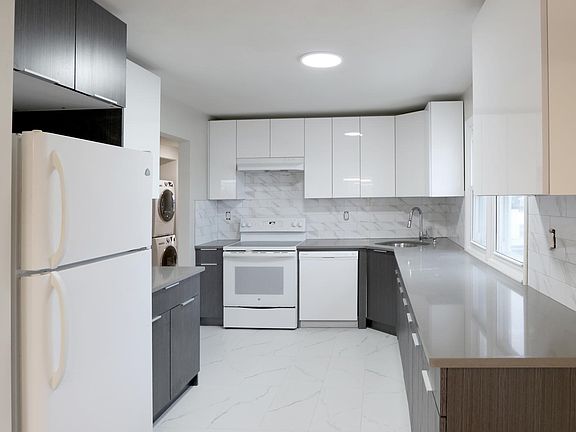 5th image of 21408A 23rd Ave Floor 3