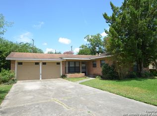 110 Winn Ave, Universal City, TX 78148