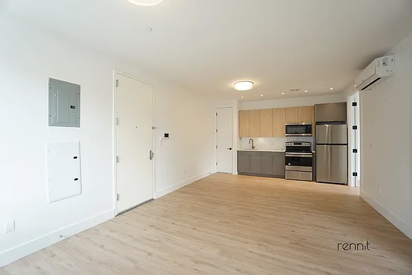 Rented by Rennit Inc. | media 8