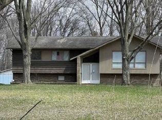 1987 Roslin Rd, Benton Harbor, MI 49022