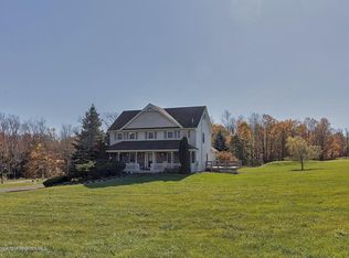 200 Stock Farm Rd, Lake Ariel, PA 18436