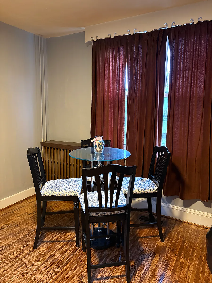 Dining room - 102 Oak St