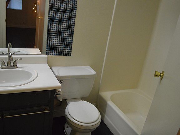 5th image of 1361 E University Ave APT 204