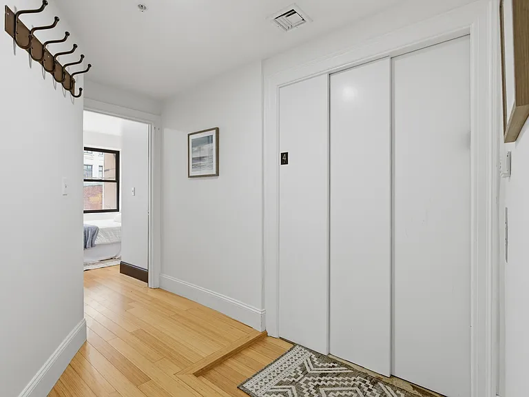 55 Temple Pl #4 — Photo 27