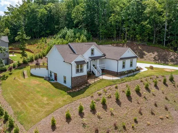 4405 Brush Creek Ct, Flowery Branch, GA 30542