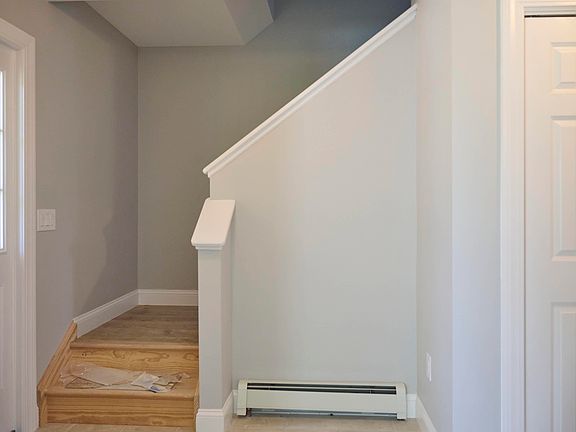4th image of 20 Morgan Road #1B