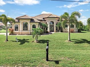 1724 SW 28th Lane Cpe, Coral, FL 33914