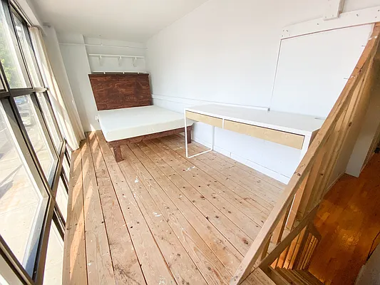 Rented by City Vista Inc | media 47