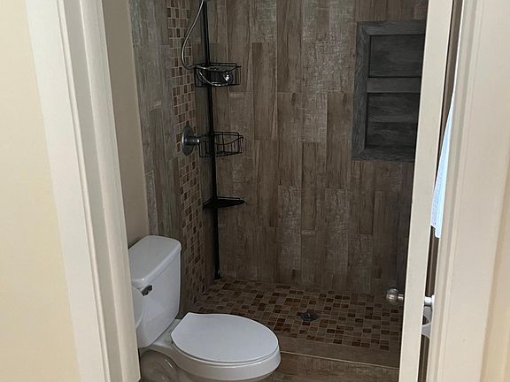 4th image of 17 Burling Way