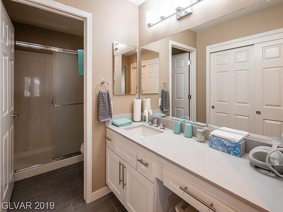 4th image of 8616 Desert Holly Dr