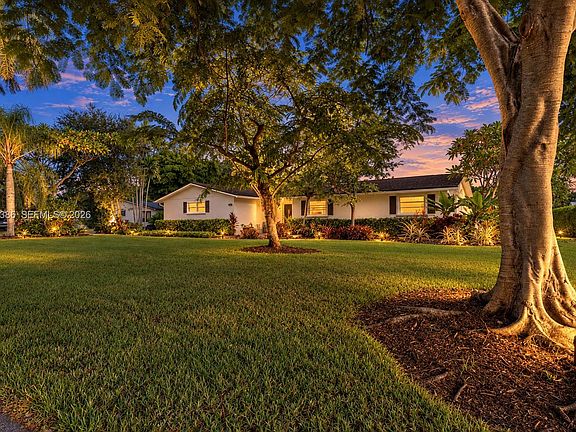 4th image of 9761 SW 123rd St
