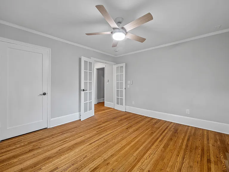 8 Amherst Ave #B — Photo 15