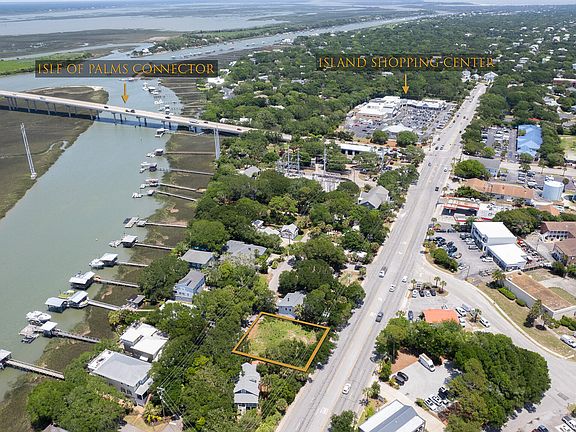 2nd image of 1103 Palm Blvd