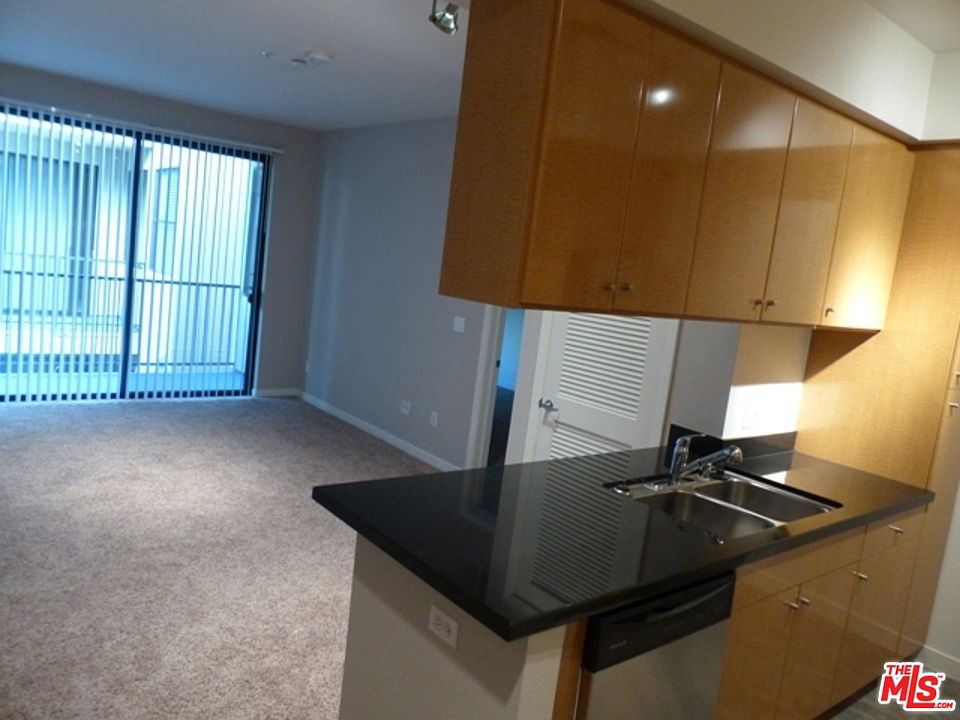 1st image of 1234 6th St APT 208