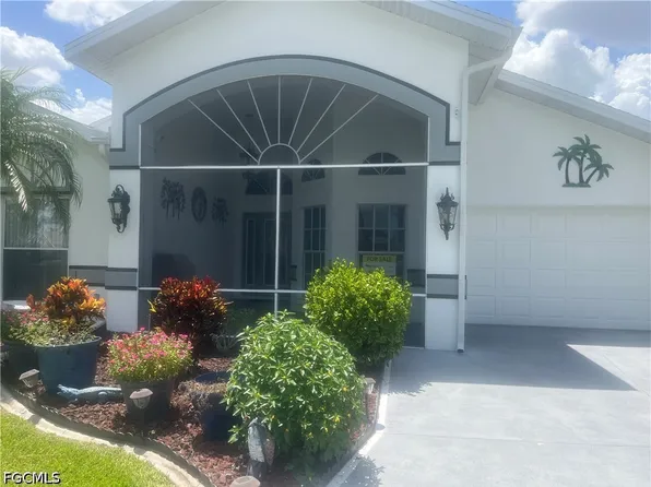 3474 Clubview Dr, North Fort Myers, FL 33917