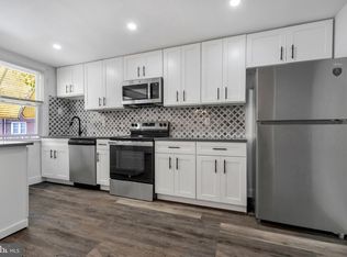 312 Golf Rd, Darby, PA 19023