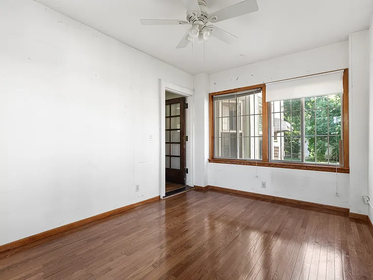 309 Chicago Ave #1 — Photo 15