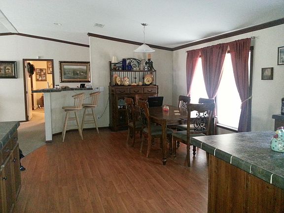 Kitchen/breakfast bar