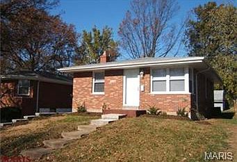 2nd image of 8927 Trefore Ave